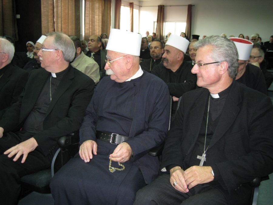 Mons. Joan-Enric Vives durant les reunions de treball en Terra Santa en la 12 visita de la Coordinadora de Bisbes