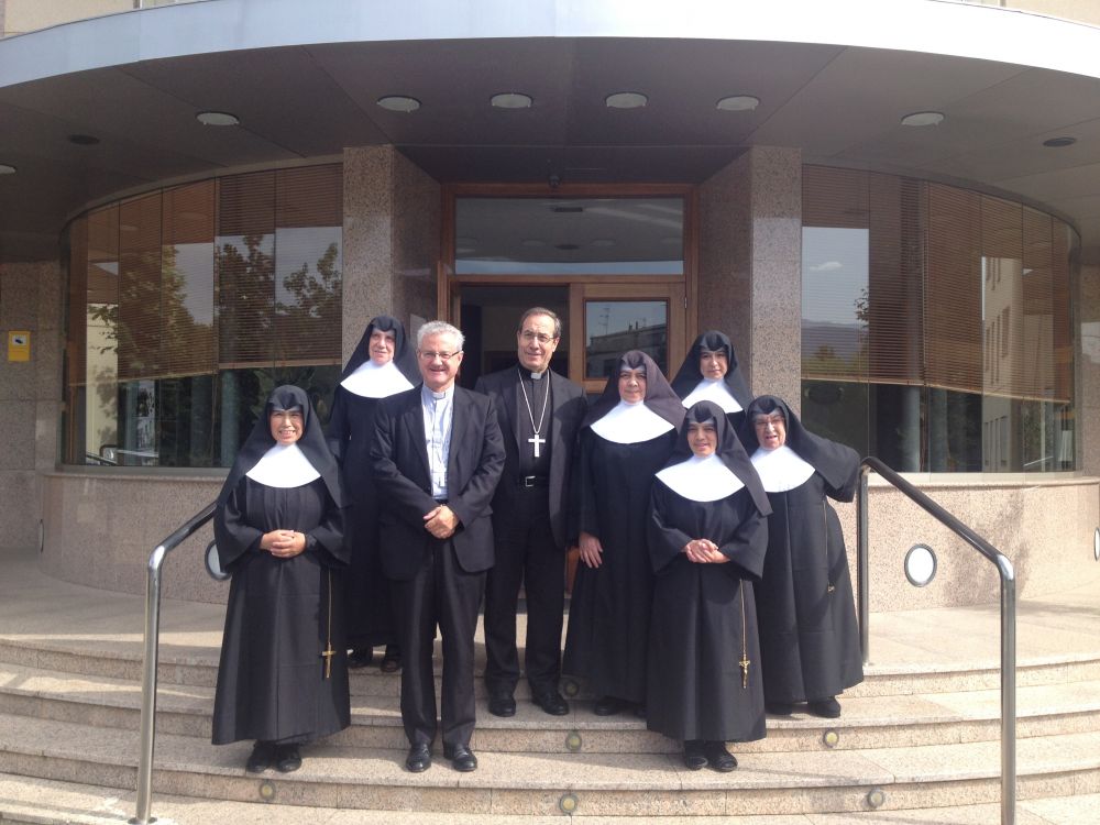 Mons. Francisco Pérez, Arquebisbe de Pamplona, visita la Residència Sant Josep de La Seu d’Urgell