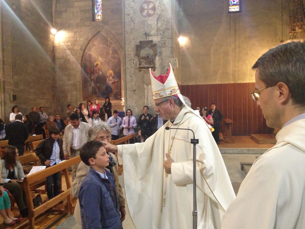 Visita i Confirmacions a la Parròquia de Puigcerdà